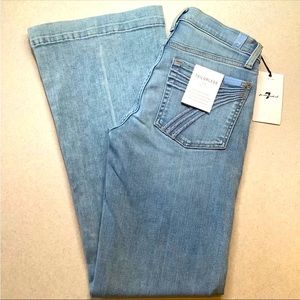 26X31 Dojo
Tailorless Saratoga NWT!